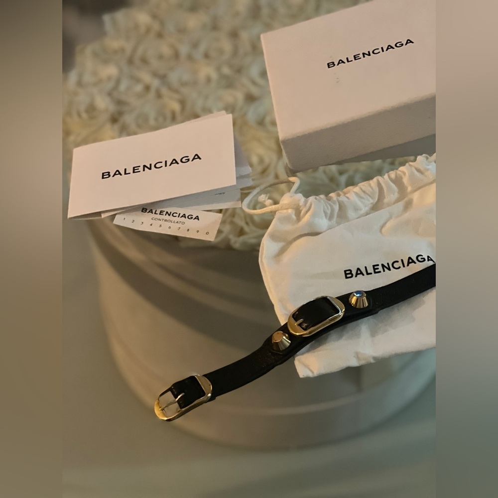 Balenciaga Black Leather Triple Wrap Bracelet Gold Hardware - Picture 4 of 7